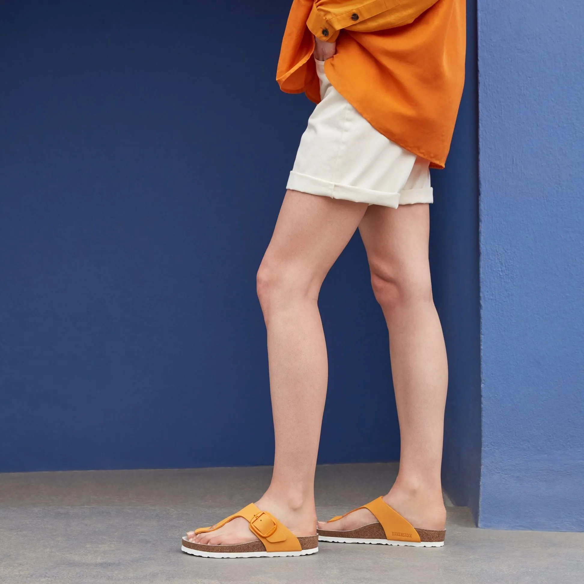 Birkenstock Gizeh Big Buckle apricot nubuck