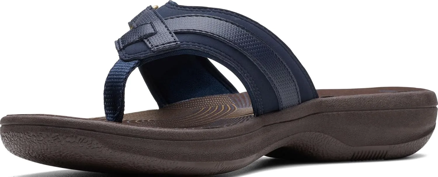 Clarks Womens Breeze Sea Flip-Flop Sandals - Comfortable Flip Flop with Adjustable Hook and Arch Support - Casual Summer Wearing Cloudsteppers for Everyday