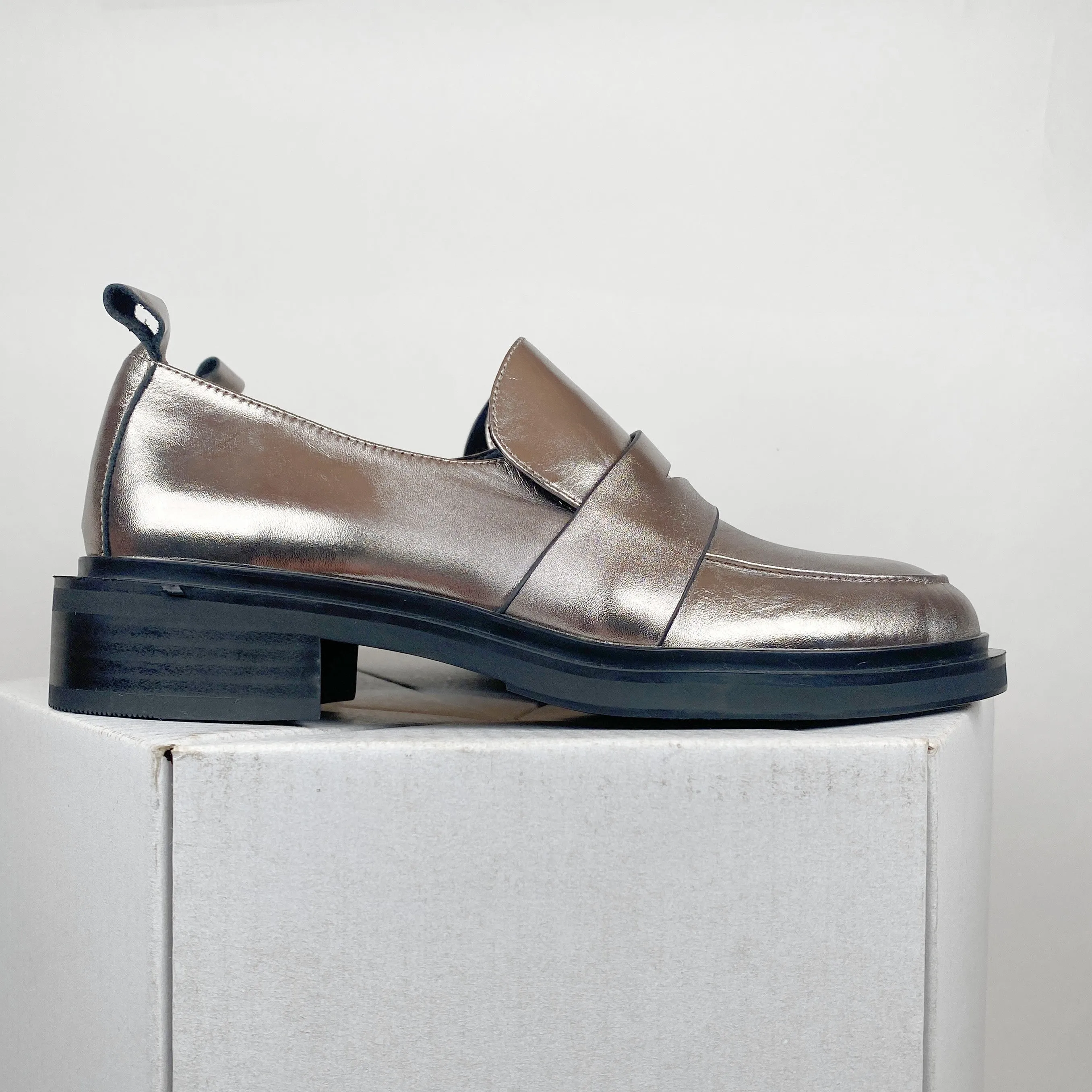 Eos Coia pewter