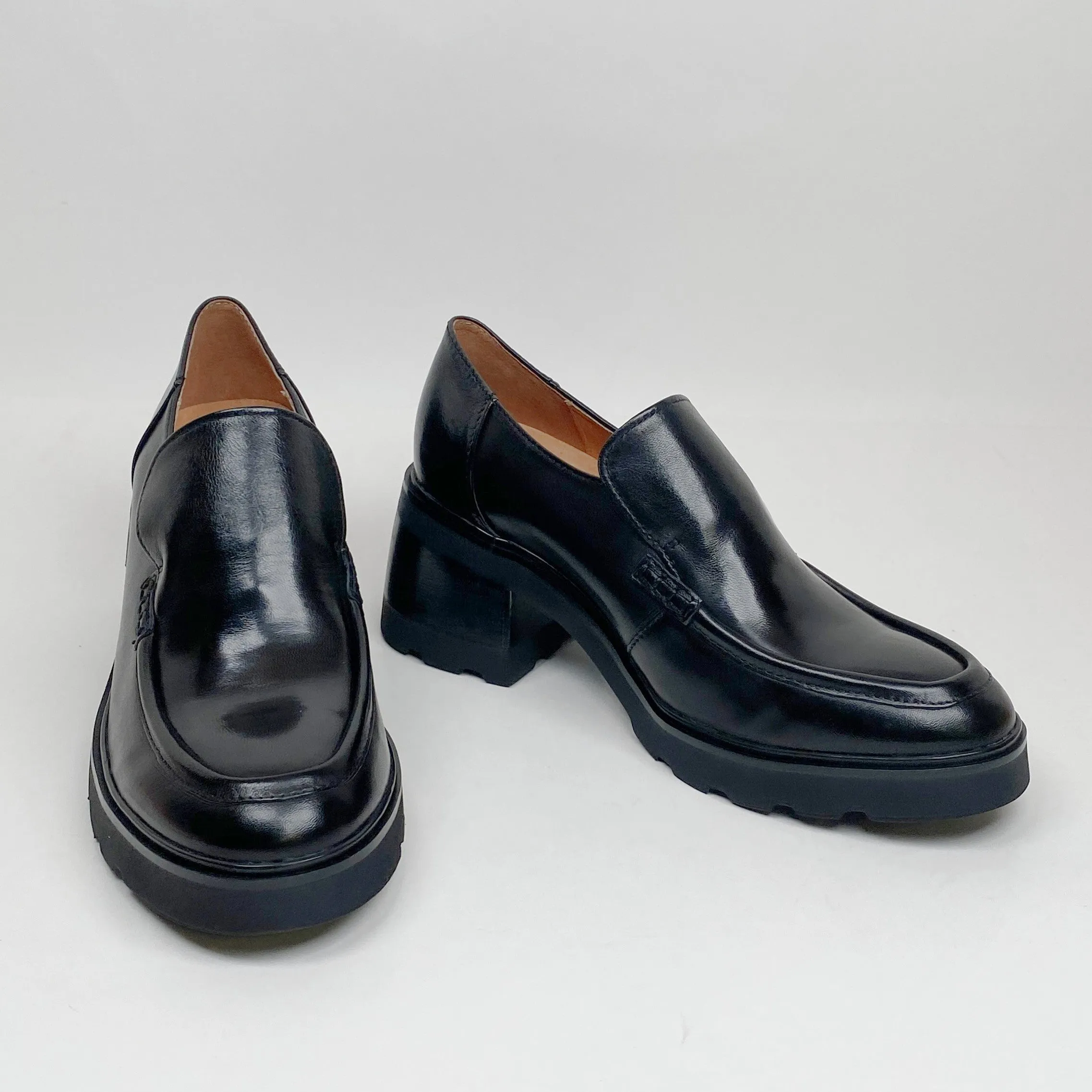 Eos Fin black