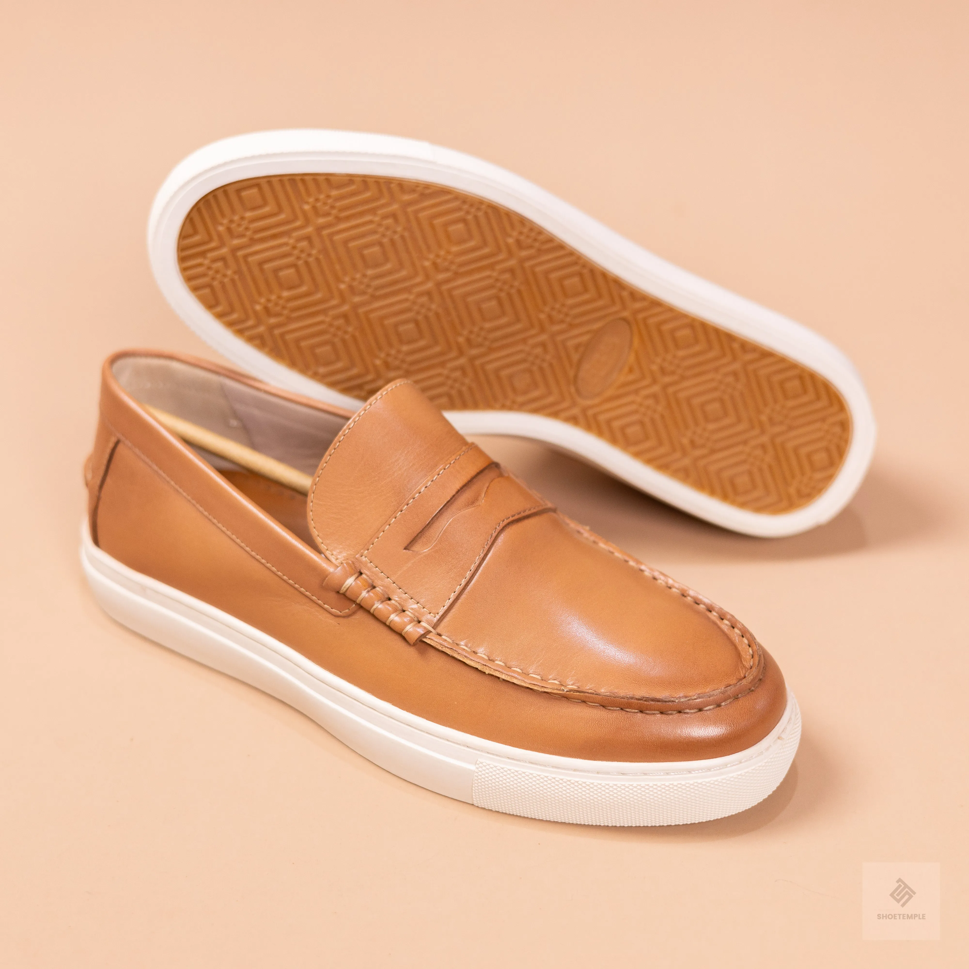 GH Bass. Men’s Penny Loafer Sneaker