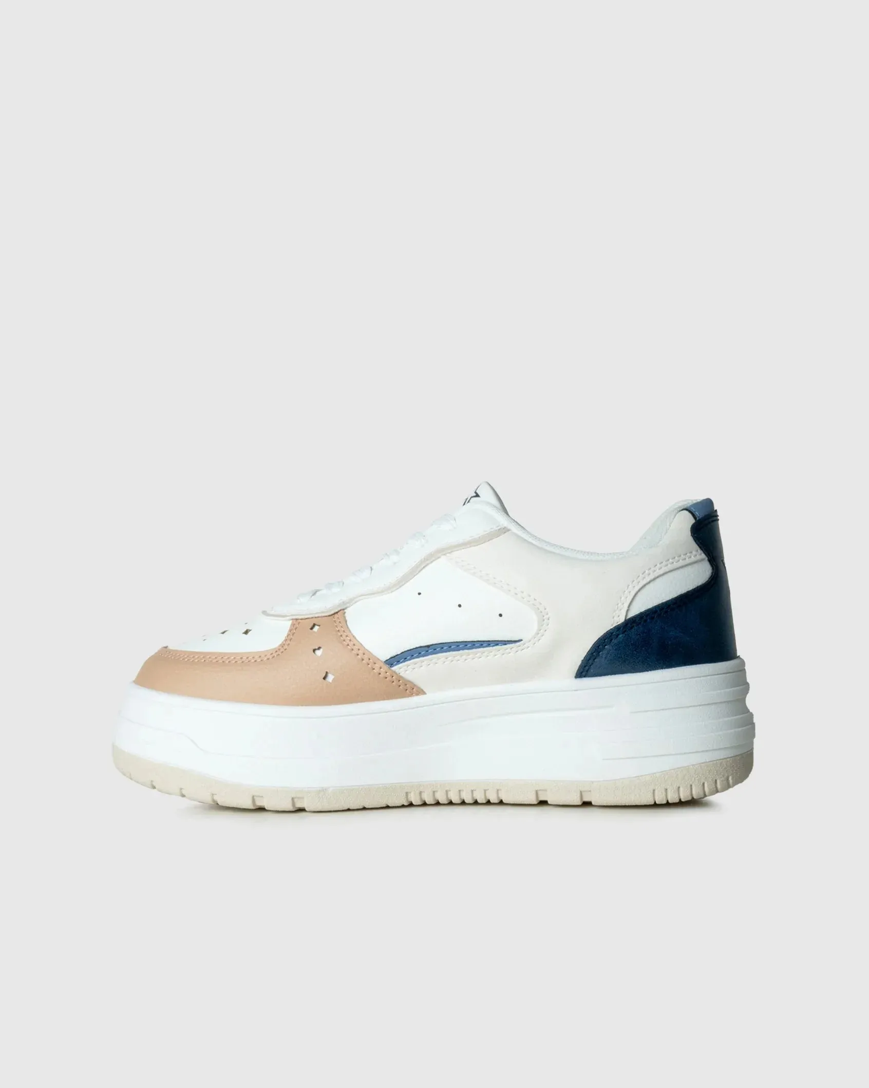 Ladies Anika - Platform Perforated Sneaker