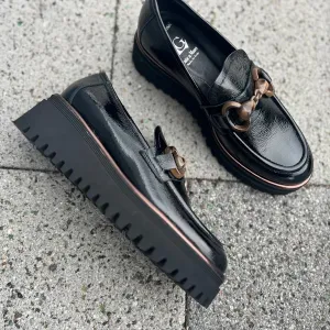 Luca Grossi Black Patent Chunky Loafer with front  tortoiseshell-accented hardware K052M