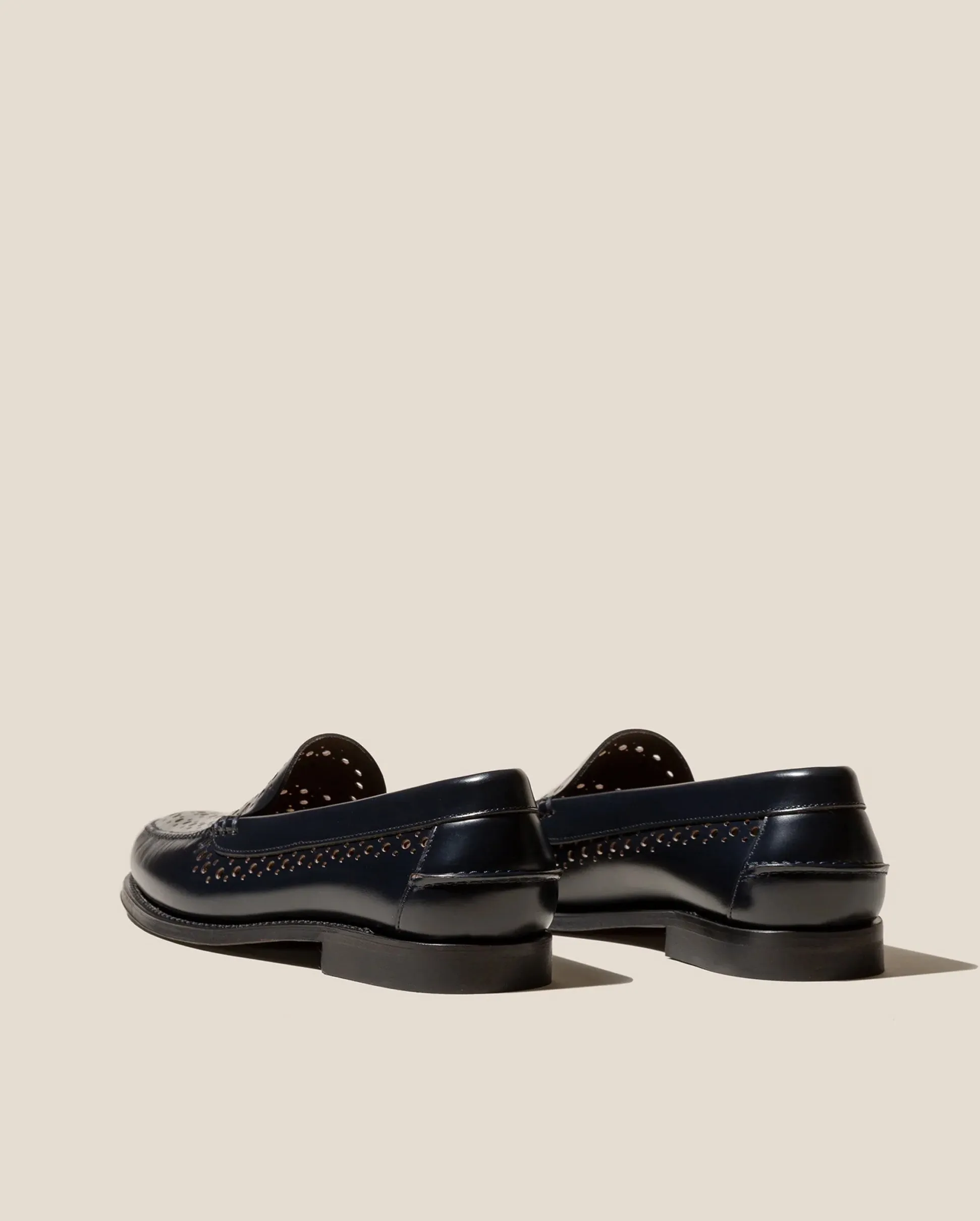 MANGRA SLIP ON LOAFER / BLACK