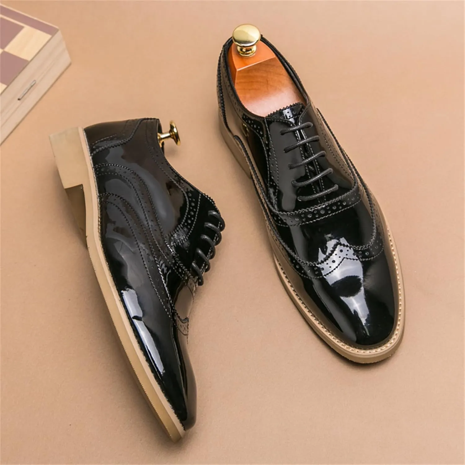 Mens Brogue Patent Leather Lace Up Formal Oxford Classic Wing Tips Tuxedo Modern Business Dress Wedding Derby Shoes