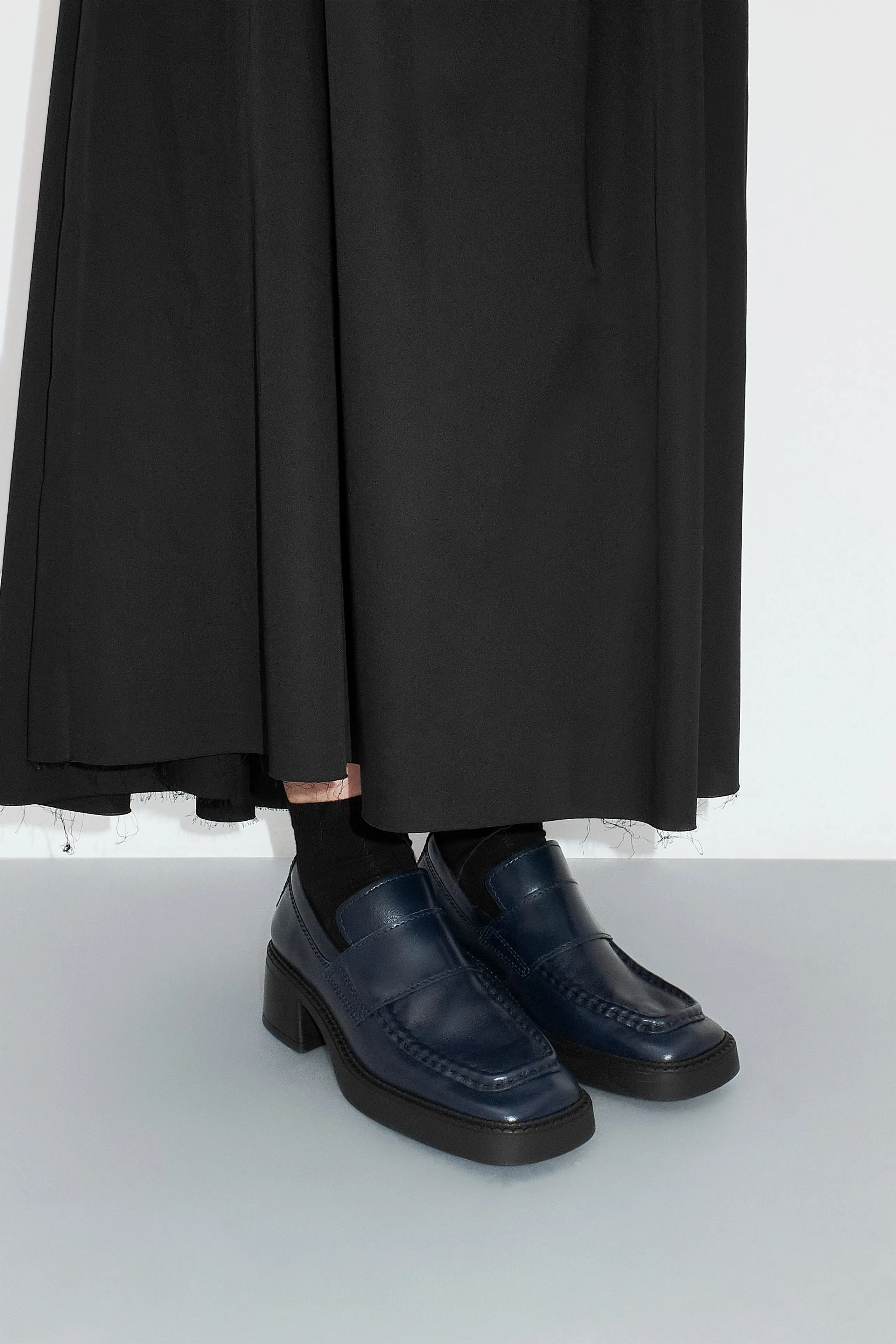 Miista Karina Loafers // Navy