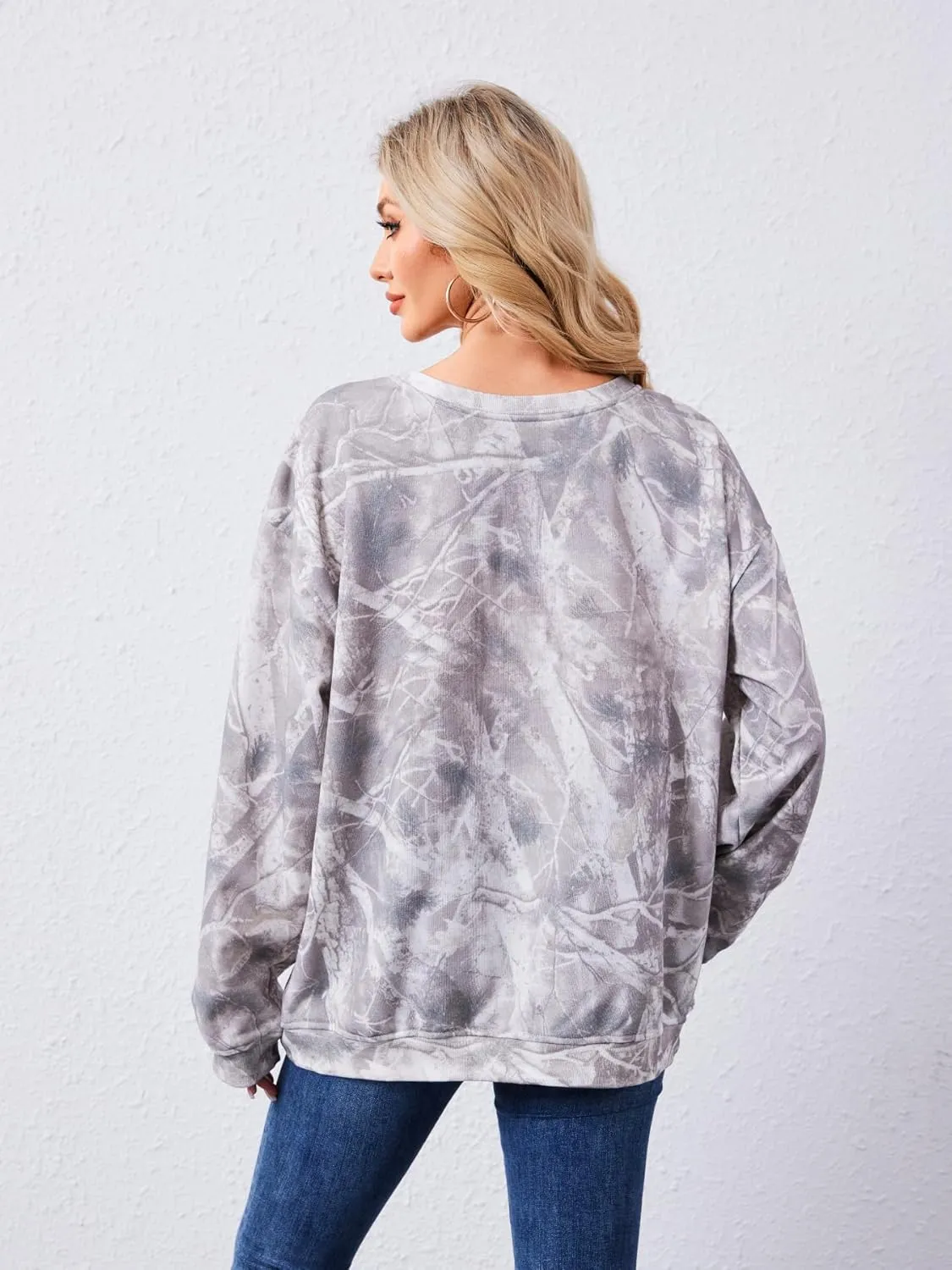 Oversized Camo Sweatshirt For Women Men Maple Leaf Camouflage Sweatshirts Hunting Camo Pullover Tops