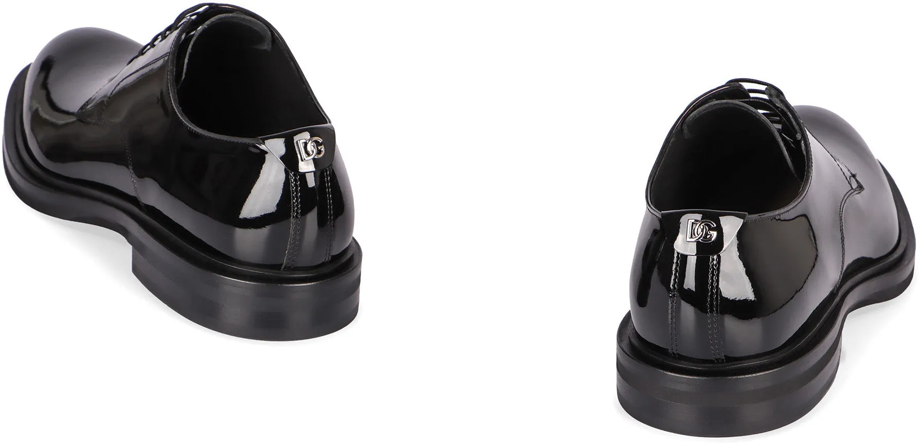 Patent leather lace-up derby shoes