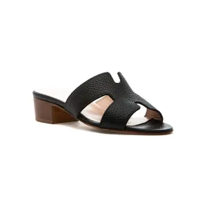 Perri Sandal