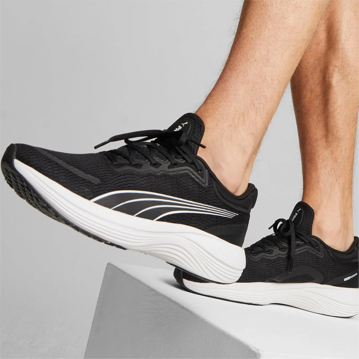 PUMA Men's Scend Pro Running Shoe Sneaker