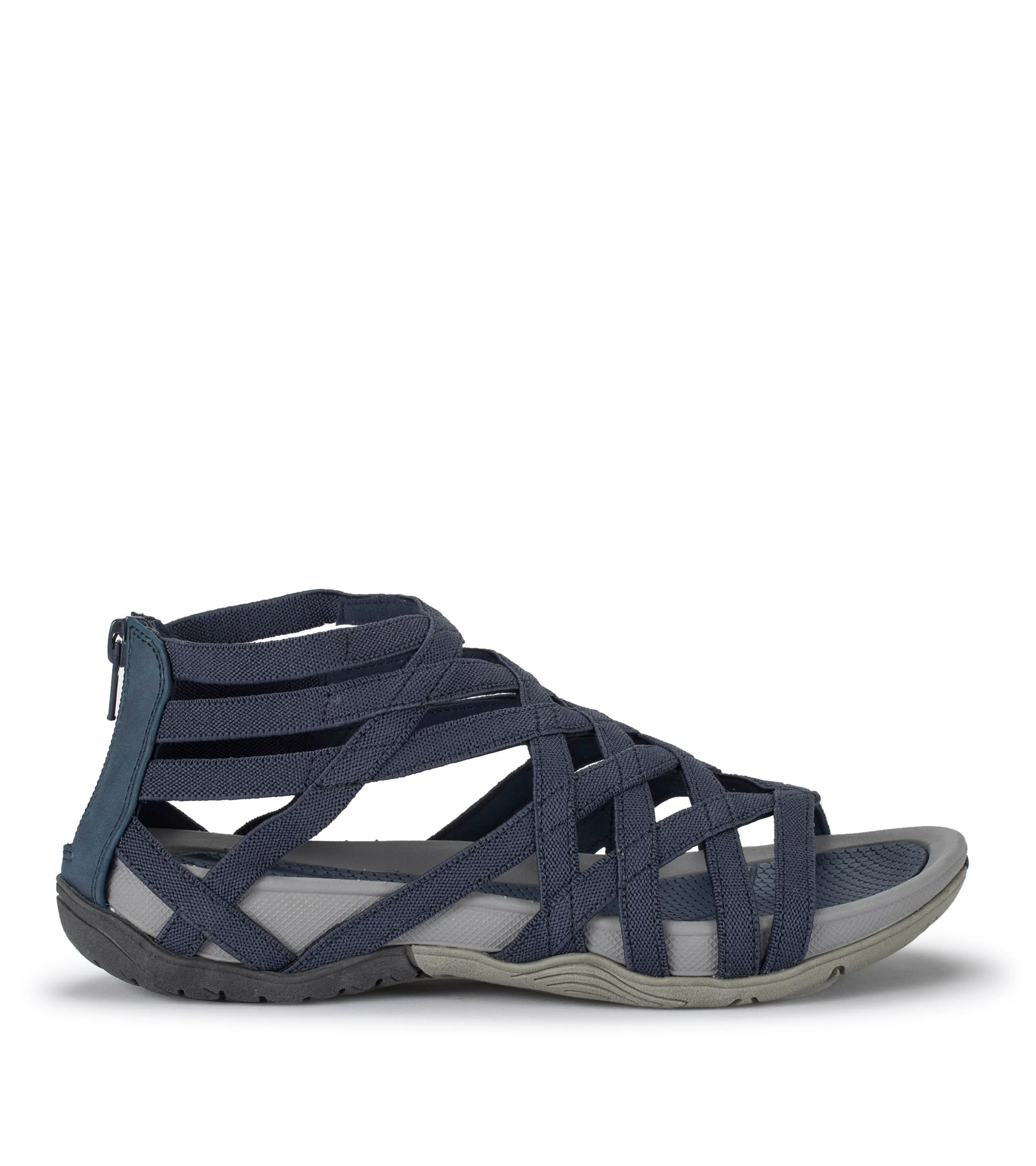 Samina Sandal