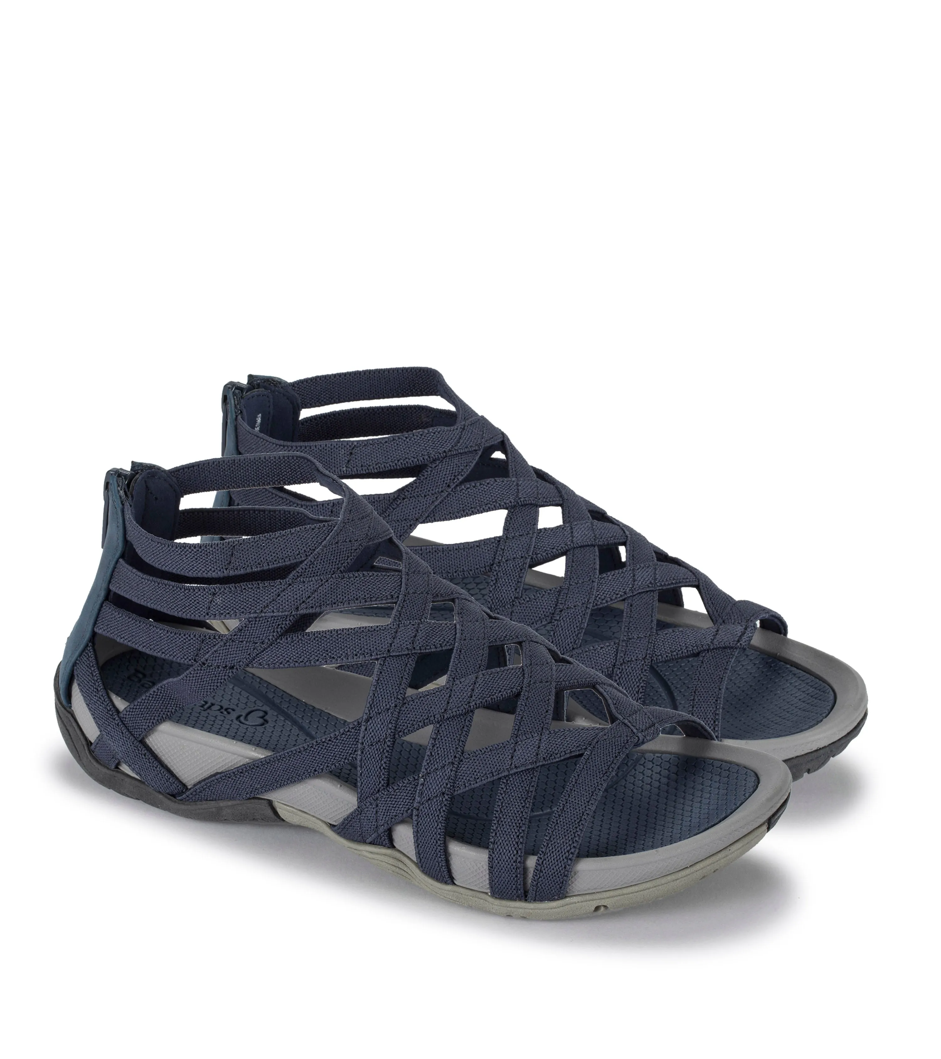 Samina Sandal
