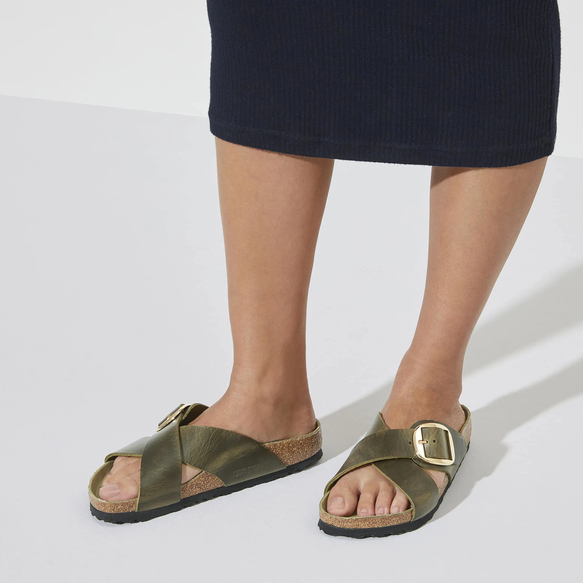 Siena Big Buckle Oiled Leather