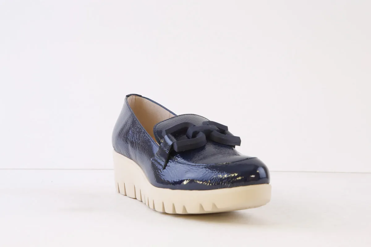 WONDERS - C-33311 LOW WEDGE LOAFER - NAVY PATENT